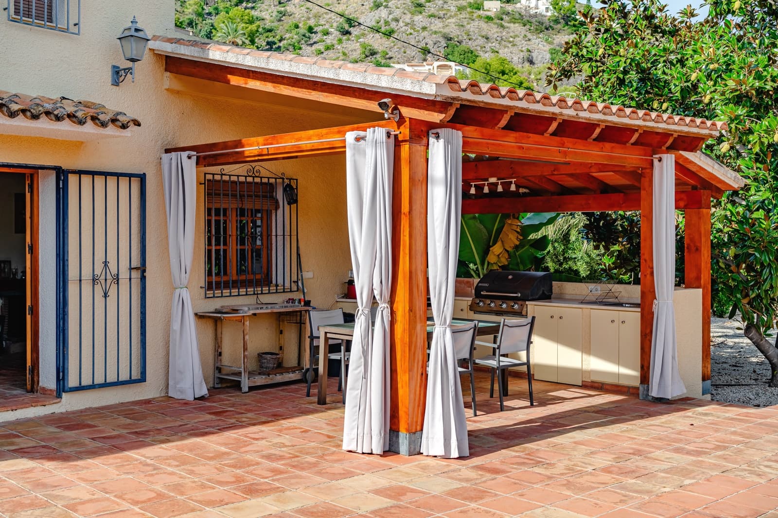 5 bedroom Finca/Country House for sale in Pego with pool garage - € 390,000 (Ref: 9870369)