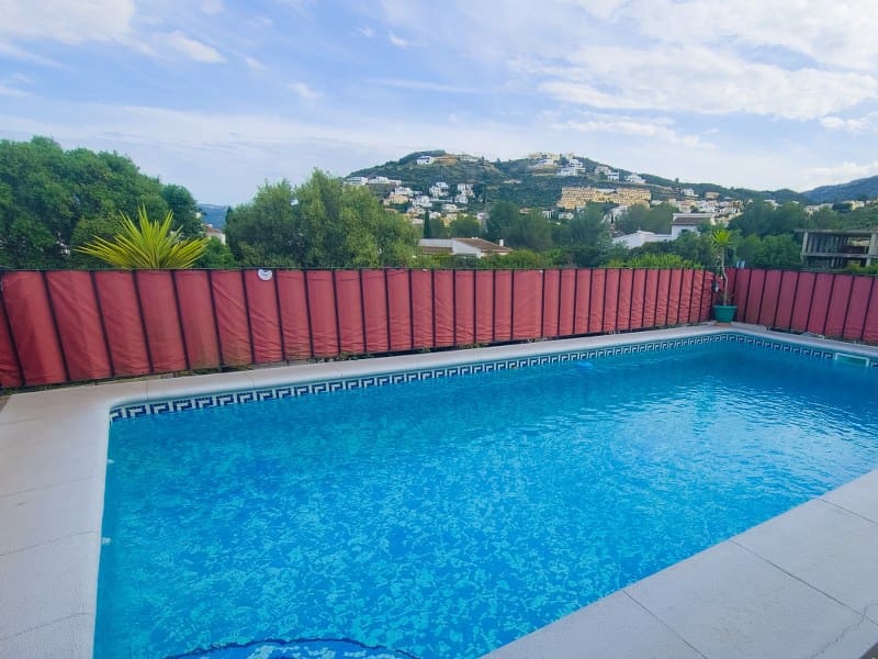 3 soveværelse Villa til salg i Pego med swimmingpool garage - € 369.000 (Ref: 9928665)