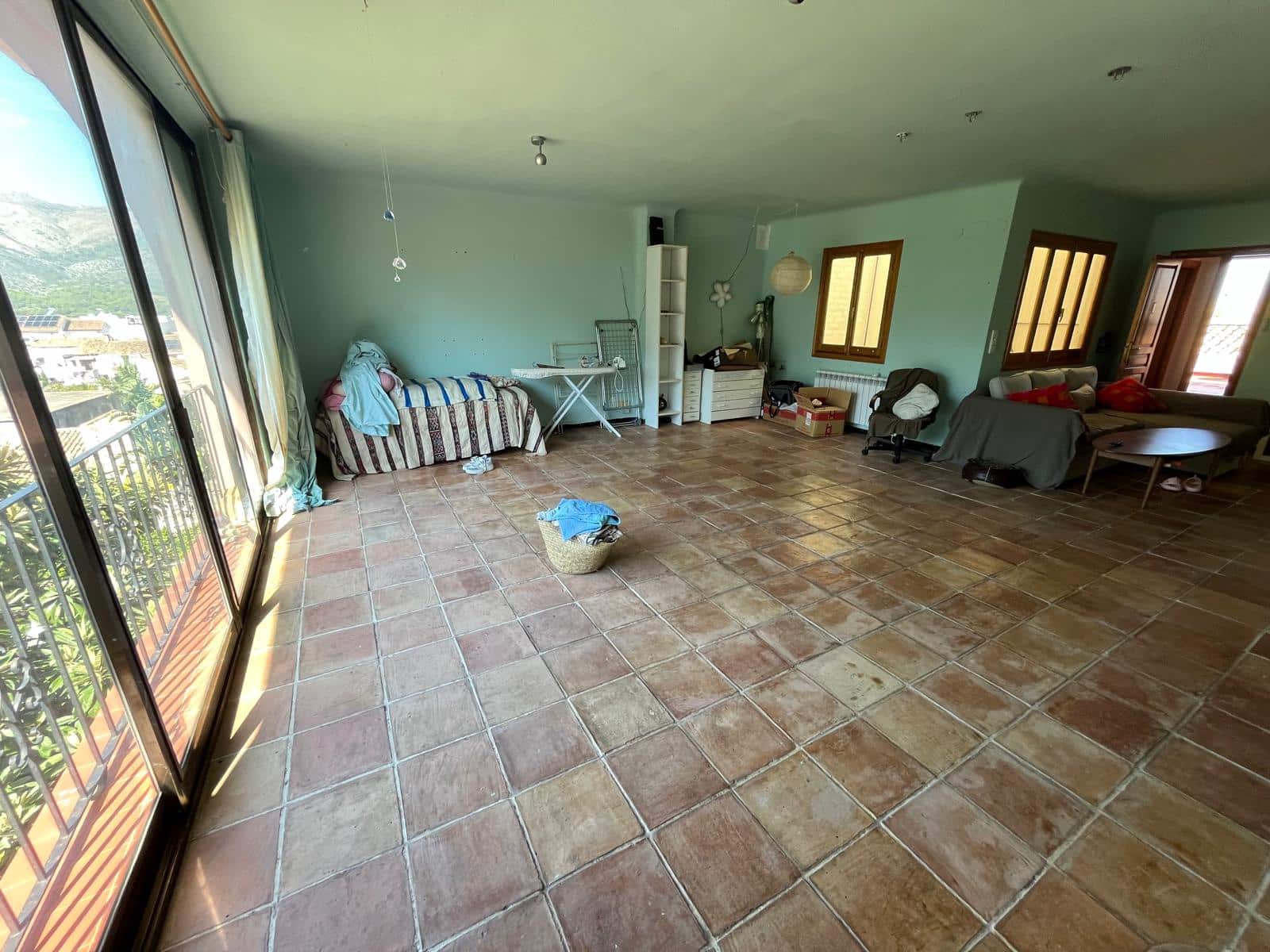 6 quarto Casa em Banda para venda em Orba - 329 000 € (Ref: 9929989)