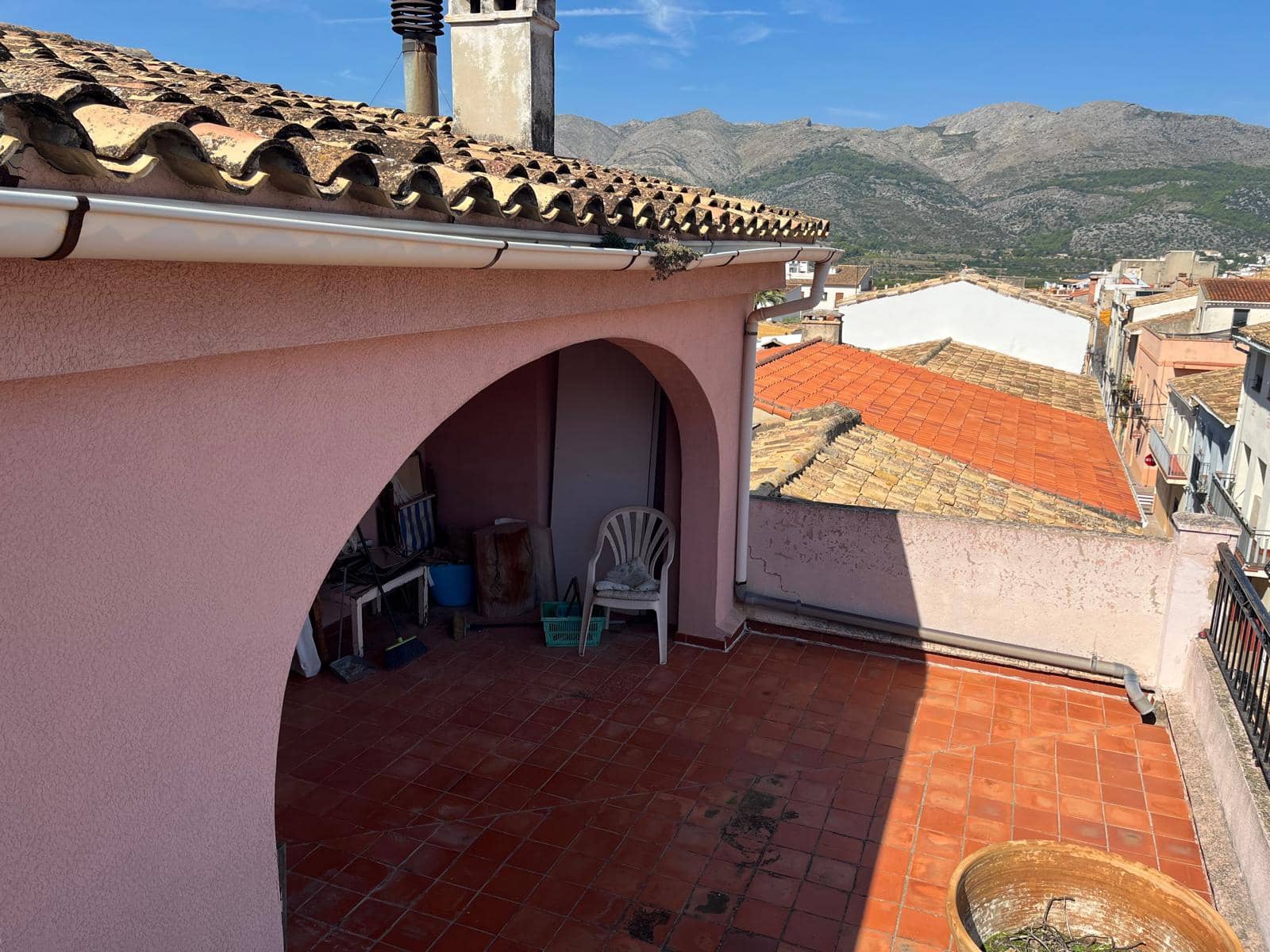 6 quarto Casa em Banda para venda em Orba - 329 000 € (Ref: 9929989)