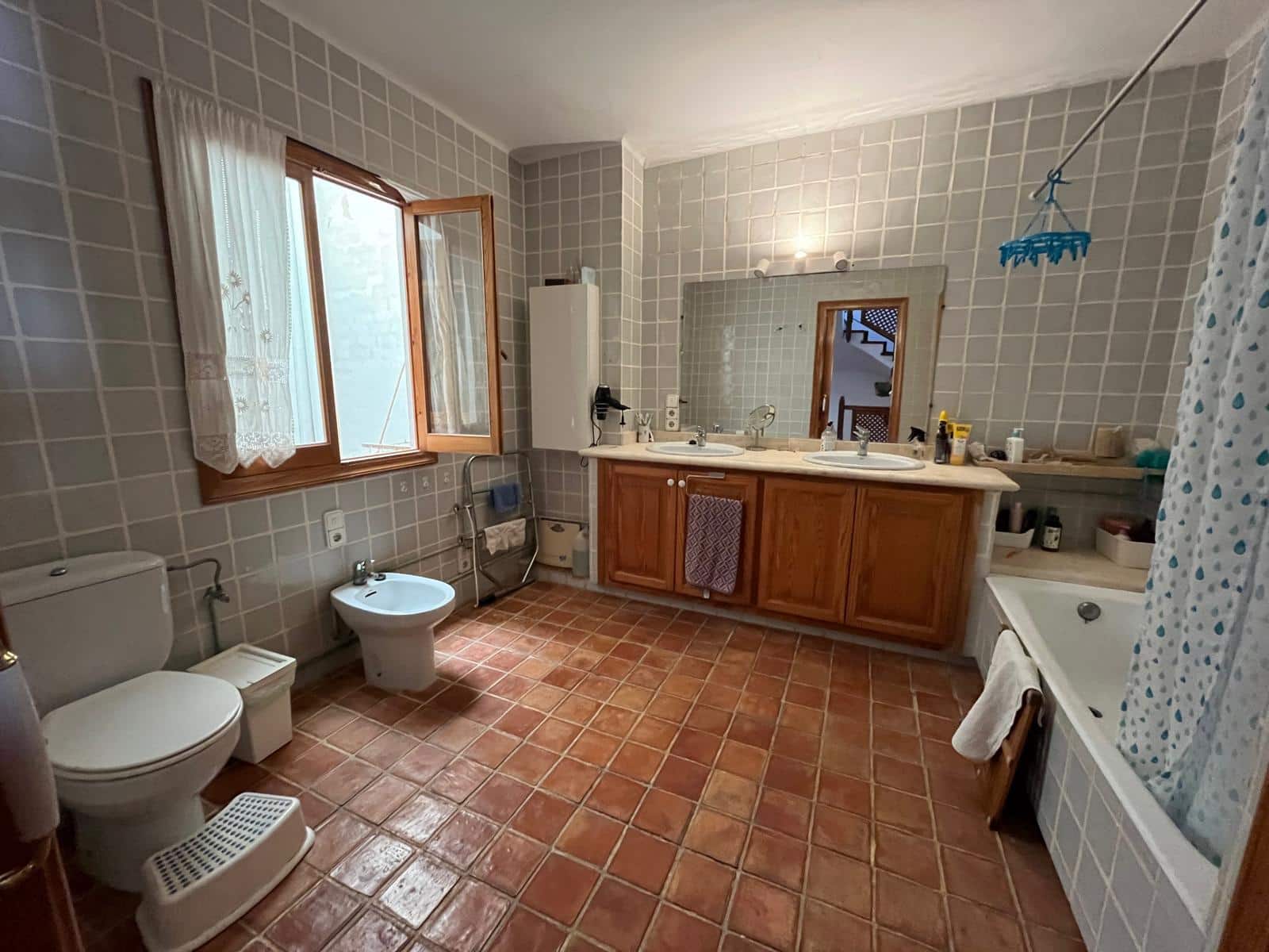 6 quarto Casa em Banda para venda em Orba - 329 000 € (Ref: 9929989)