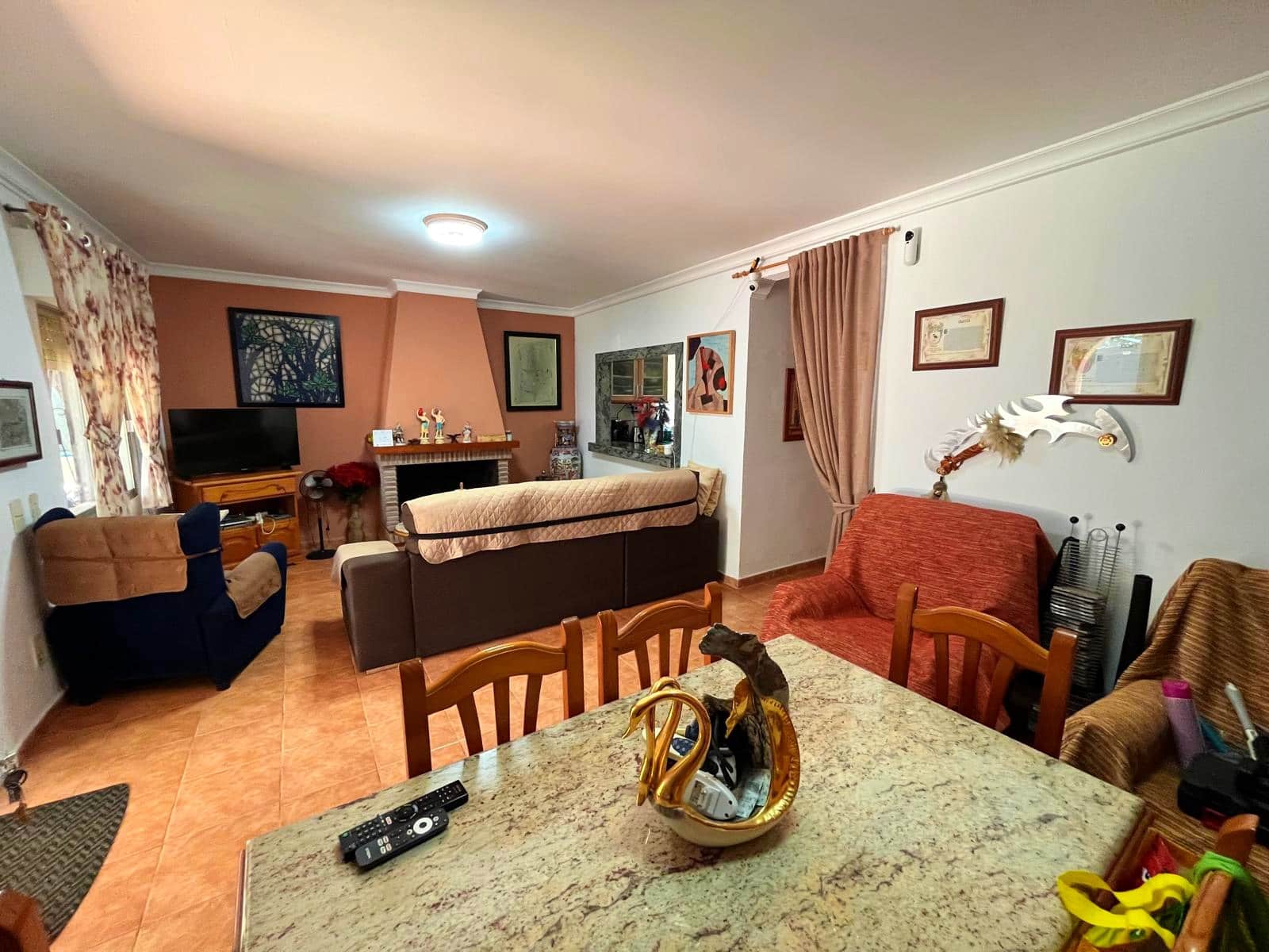4 bedroom Villa for sale in Oliva with garage - € 279,900 (Ref: 9932671)