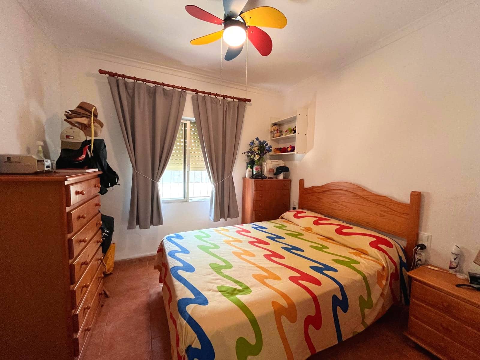 4 bedroom Villa for sale in Oliva with garage - € 279,900 (Ref: 9932671)