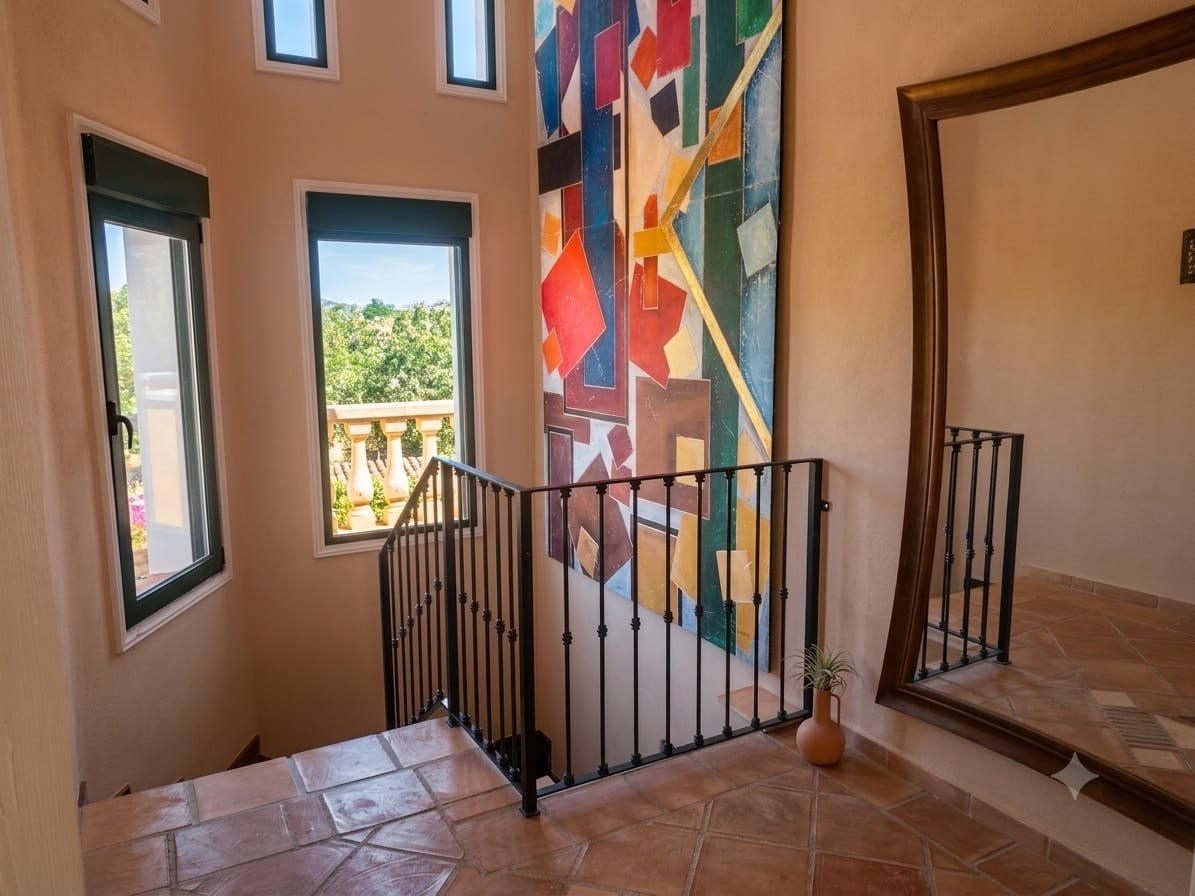 8 bedroom Villa for sale in Pedreguer with garage - € 849,000 (Ref: 9935703)