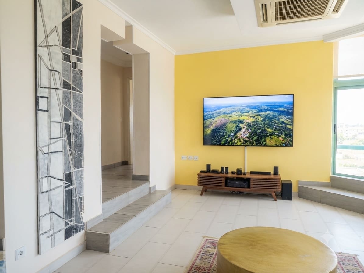 8 bedroom Villa for sale in Pedreguer with garage - € 849,000 (Ref: 9935703)