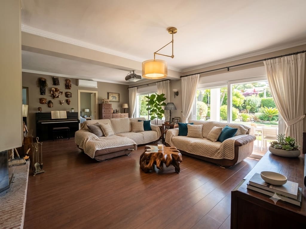 5 sypialnia Willa na sprzedaż w Denia z basenem garażem - 1 200 000 € (Ref: 9939095)
