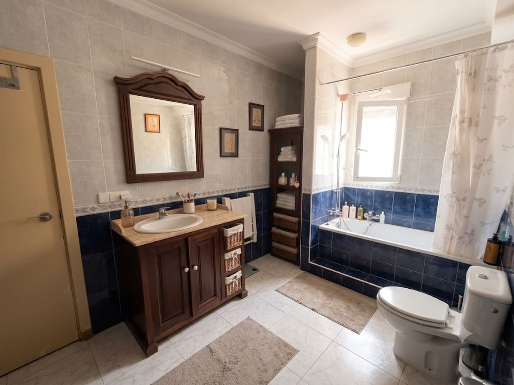 5 sypialnia Willa na sprzedaż w Denia z basenem garażem - 1 200 000 € (Ref: 9939095)