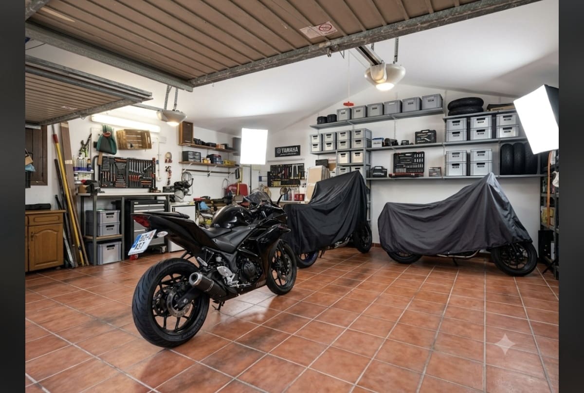 5 sypialnia Willa na sprzedaż w Denia z basenem garażem - 1 200 000 € (Ref: 9939095)
