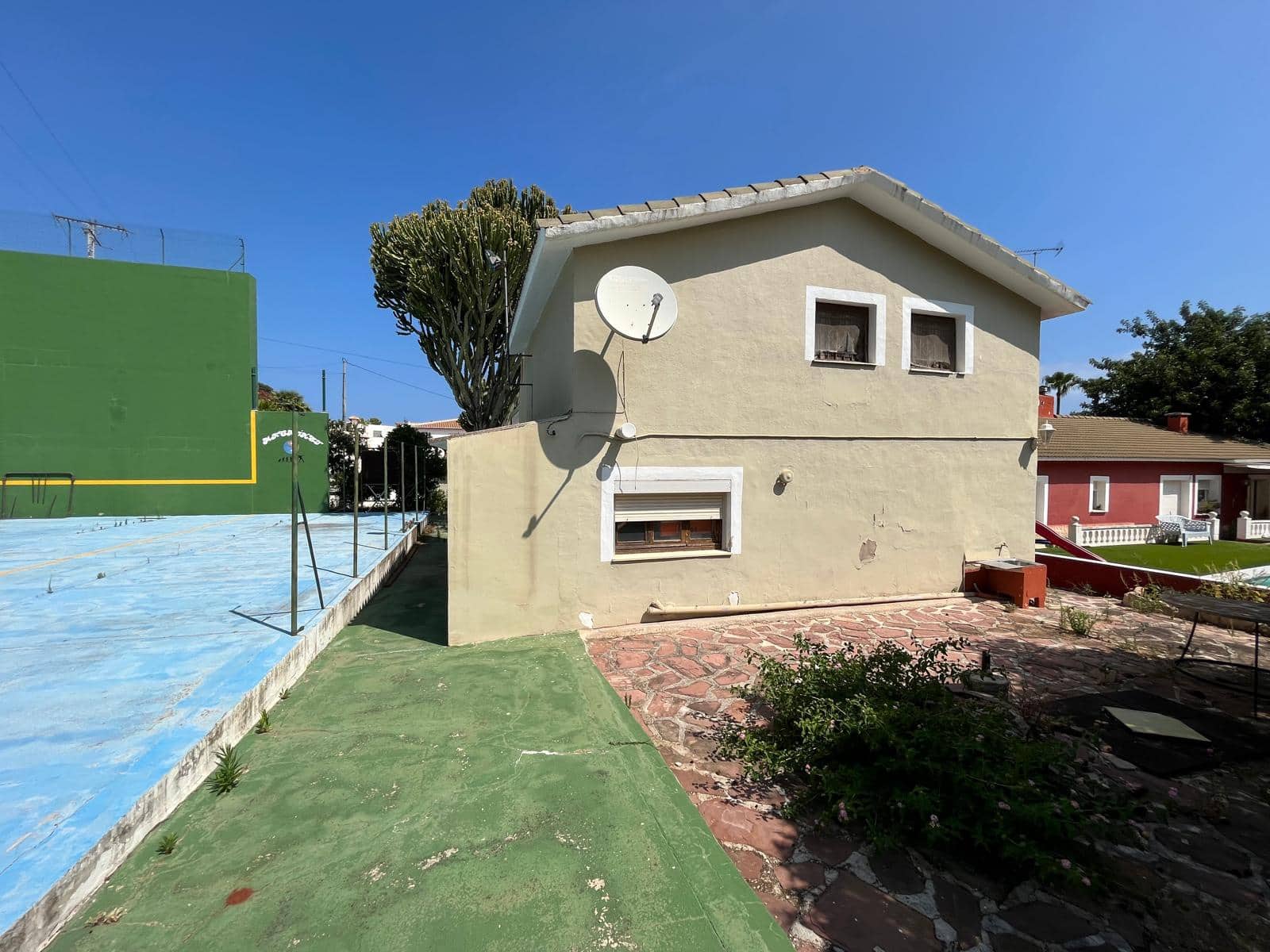 5 sypialnia Willa na sprzedaż w Denia z basenem garażem - 1 200 000 € (Ref: 9939095)