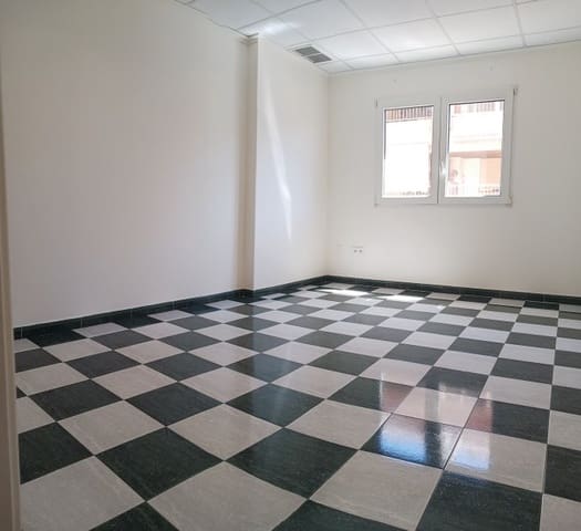 3 soveværelse Lejlighed til salg i Centro Urbano, Dénia med garage - € 384.997 (Ref: 9980163)