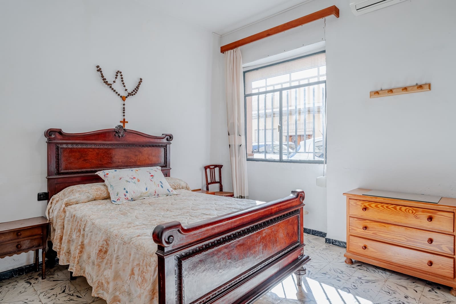 7 Zimmer Haus zu verkaufen in Pego mit Garage - 230.000 € (Ref: 9989894)