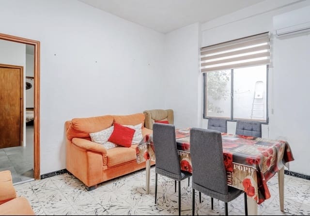Casa de 7 habitaciones en Pego en venta con garaje - 230.000 € (Ref: 9989894)