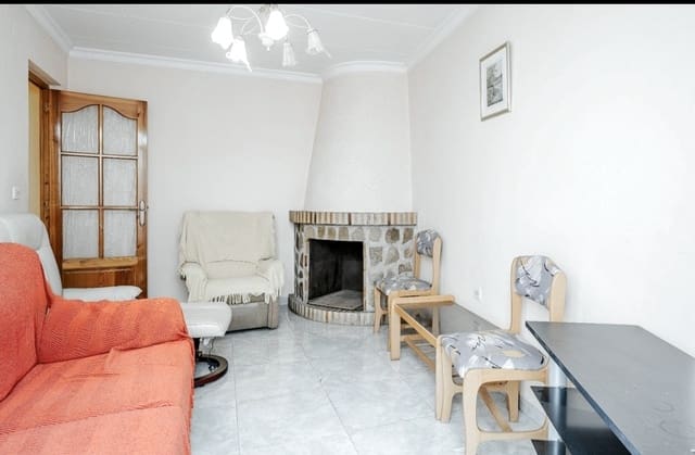 Casa de 7 habitaciones en Pego en venta con garaje - 230.000 € (Ref: 9989894)