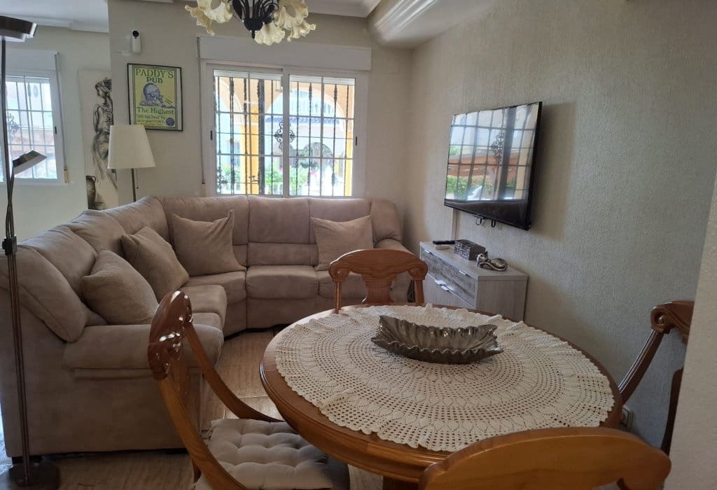 3 Zimmer Villa zu verkaufen in Guardamar del Segura mit Pool Garage - 338.500 € (Ref: 10070187)