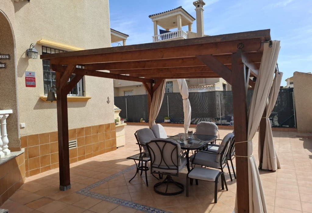 3 Zimmer Villa zu verkaufen in Guardamar del Segura mit Pool Garage - 338.500 € (Ref: 10070187)