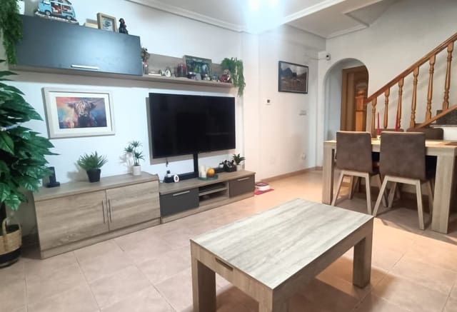 3 quarto Casa em Banda para venda em Guardamar del Segura com piscina garagem - 235 000 € (Ref: 10082152)
