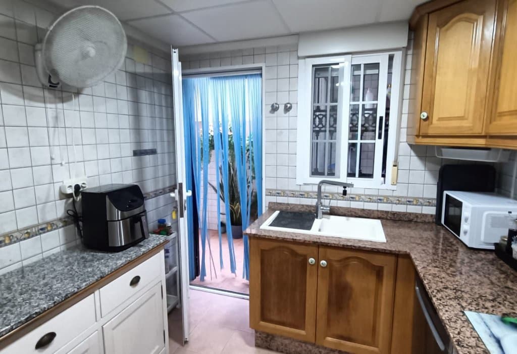 3 quarto Casa em Banda para venda em Guardamar del Segura com piscina garagem - 235 000 € (Ref: 10082152)