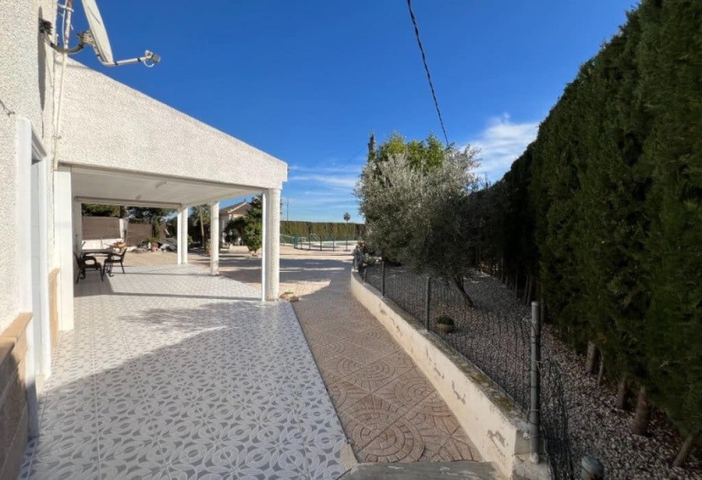 4 soverom Villa til salgs i Dolores med svømmebasseng - € 379 000 (Ref: 9043974)