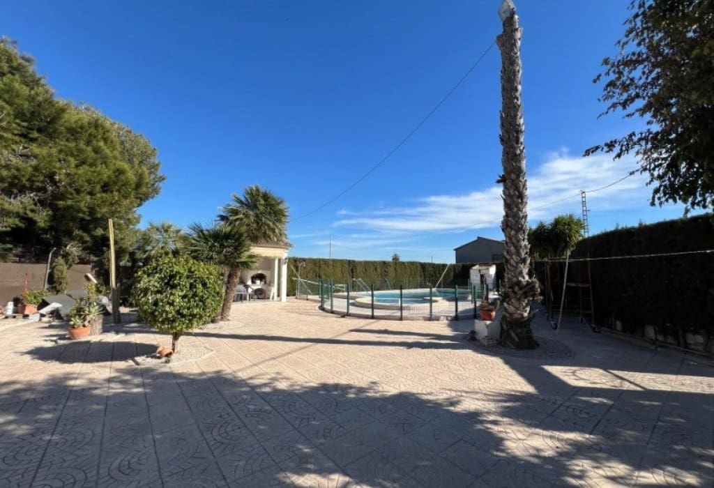 4 soverom Villa til salgs i Dolores med svømmebasseng - € 379 000 (Ref: 9043974)