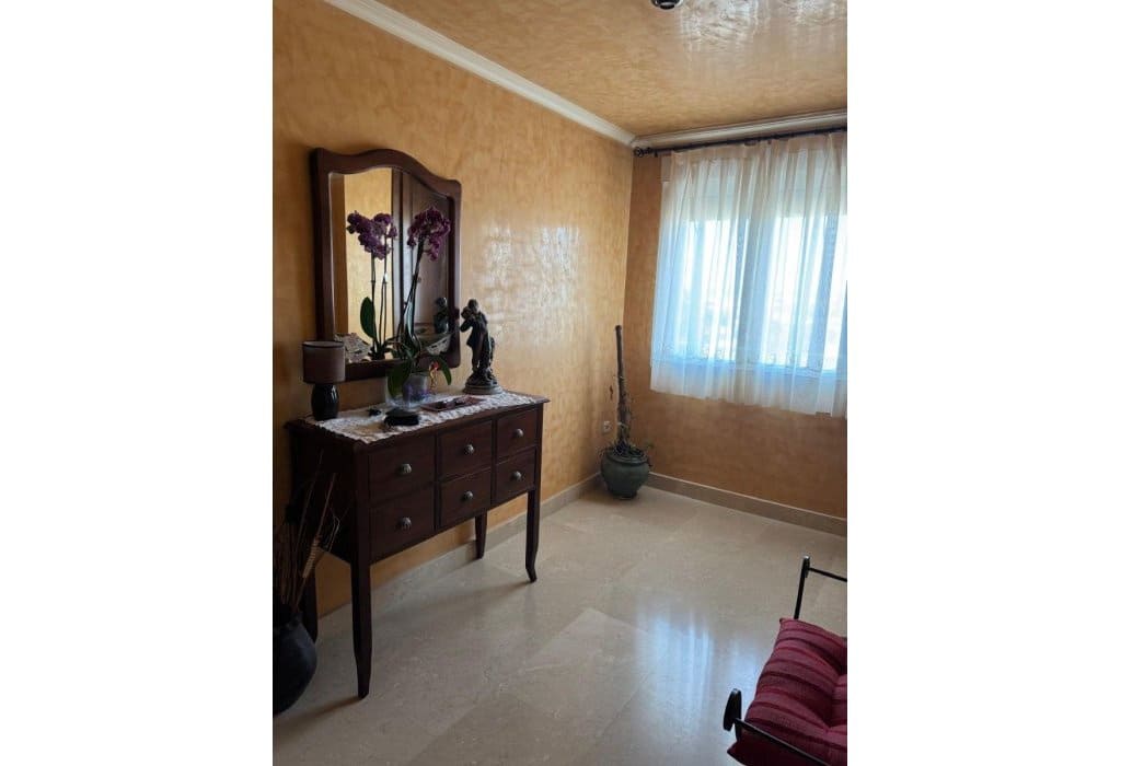 Villa for sale in La Marina with pool - € 840,000 (Ref: 9049587)