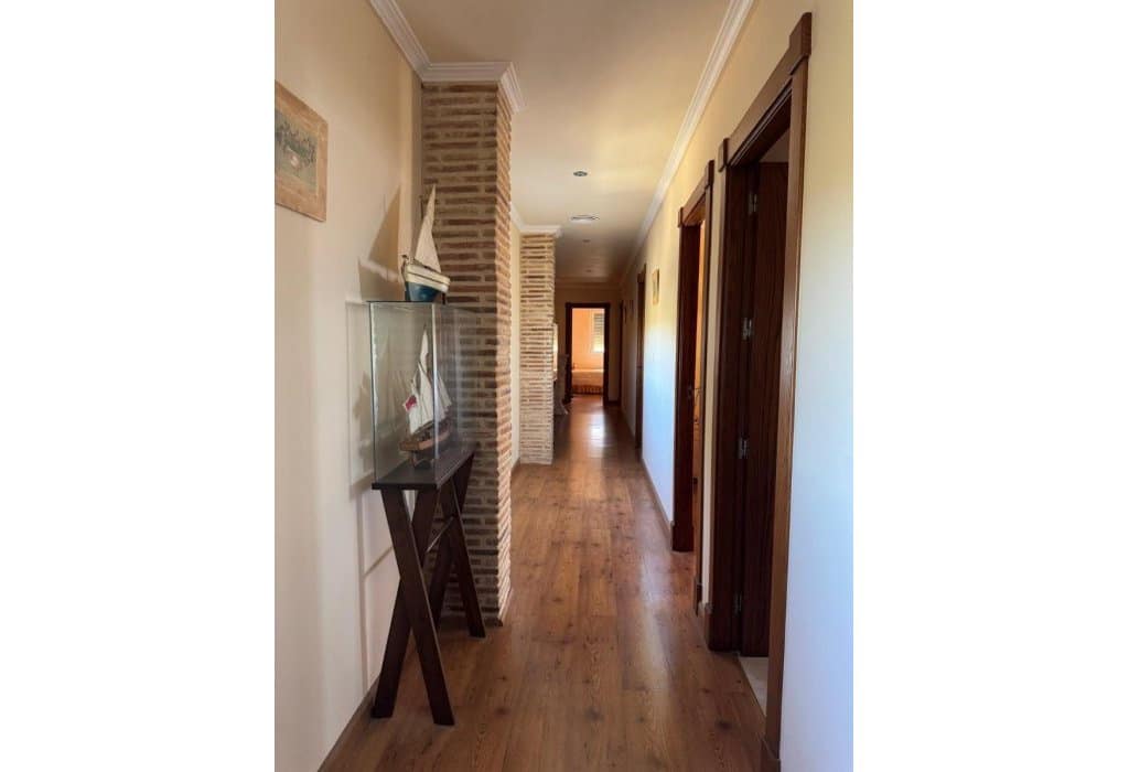 Villa for sale in La Marina with pool - € 840,000 (Ref: 9049587)