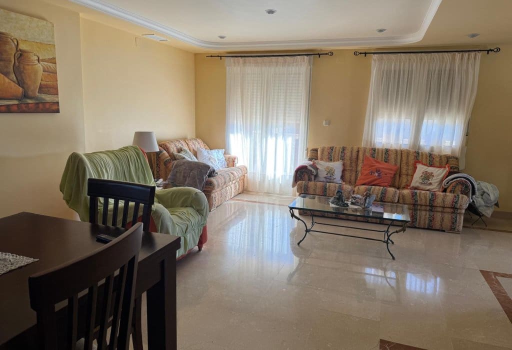 Villa for sale in La Marina with pool - € 840,000 (Ref: 9049587)