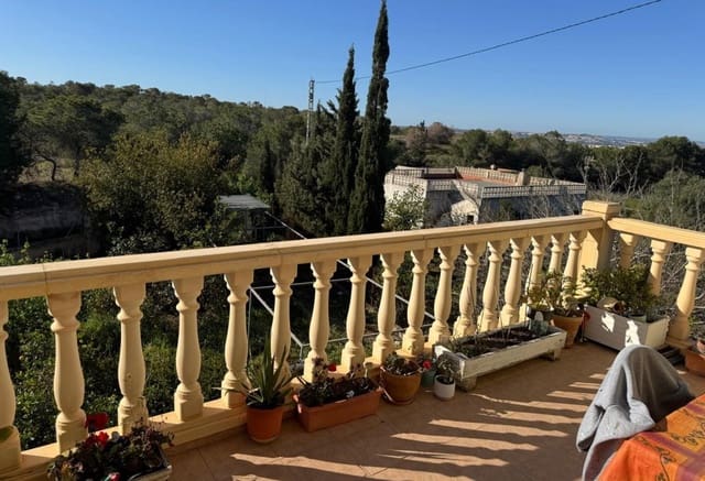 Villa for sale in La Marina, Elche / Elx with pool - € 840,000 (Ref: 9049587)