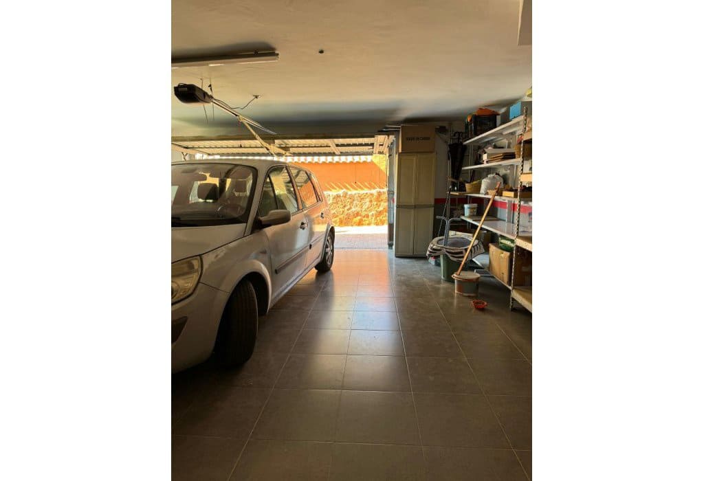 Chalet de 4 habitaciones en San Fulgencio en venta con piscina - 636.000 € (Ref: 9049589)