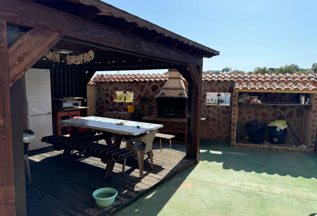 Chalet de 4 habitaciones en San Fulgencio en venta con piscina - 636.000 € (Ref: 9049589)