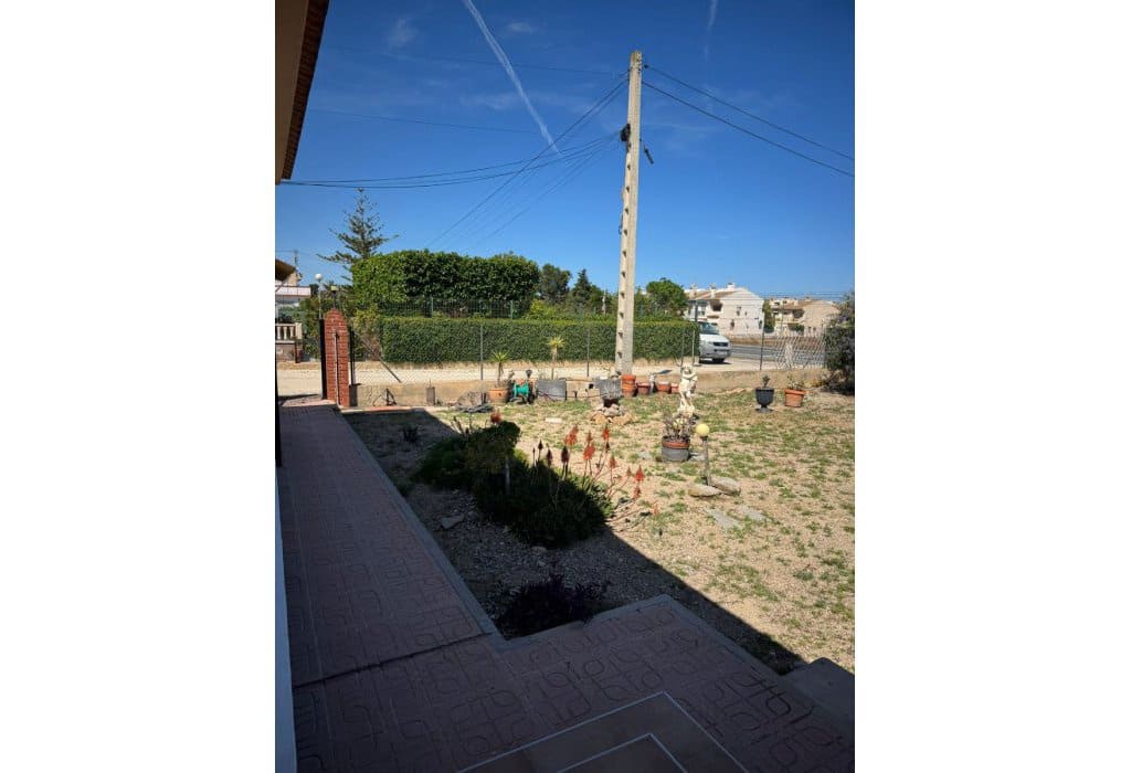 3 bedroom Villa for sale in La Marina with garage - € 310,000 (Ref: 9049594)