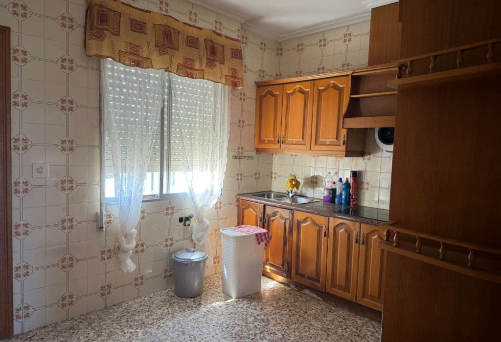 3 bedroom Villa for sale in La Marina with garage - € 310,000 (Ref: 9049594)