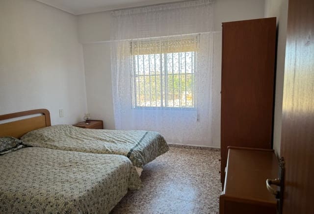 3 bedroom Villa for sale in La Marina, Elche / Elx with garage - € 310,000 (Ref: 9049594)