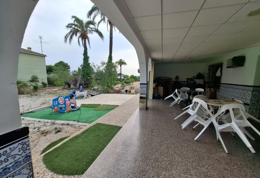 4 soveværelse Byhus til salg i Matola - € 239.000 (Ref: 9049595)