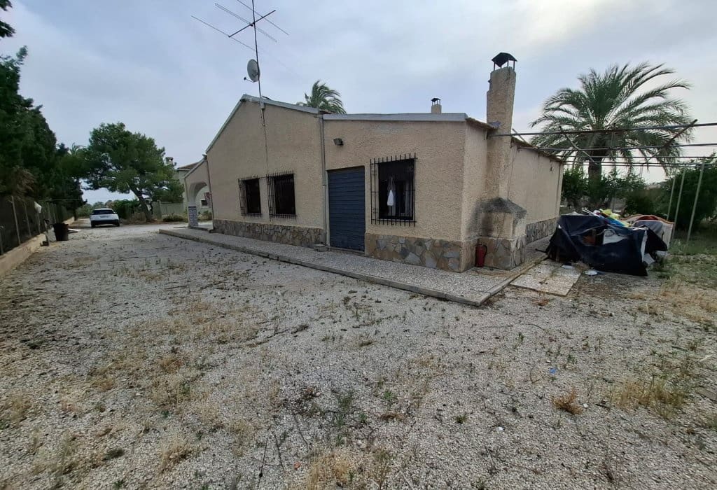 4 soveværelse Byhus til salg i Matola - € 239.000 (Ref: 9049595)