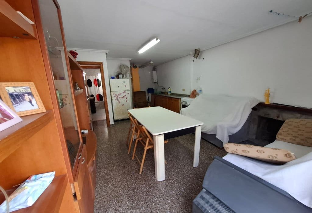 4 soveværelse Byhus til salg i Matola - € 239.000 (Ref: 9049595)