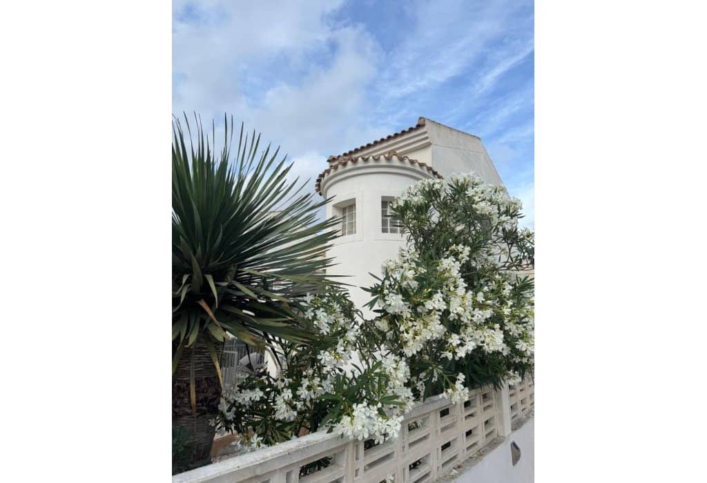 4 soveværelse Villa til salg i San Fulgencio med swimmingpool - € 265.000 (Ref: 9049596)