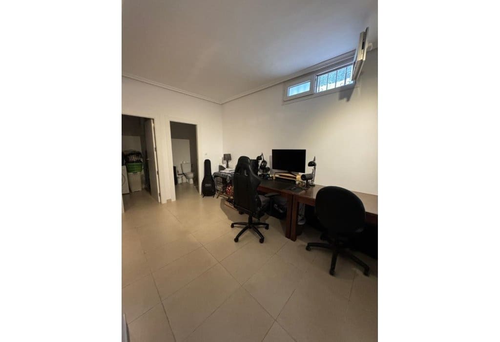 4 soveværelse Villa til salg i San Fulgencio med swimmingpool - € 265.000 (Ref: 9049596)