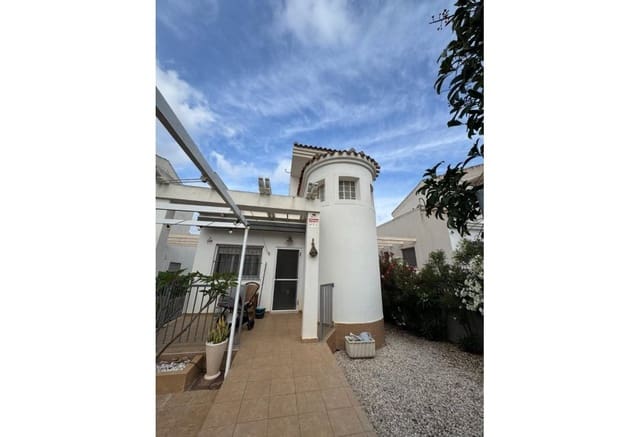 4 bedroom Villa for sale in San Fulgencio with pool - € 265,000 (Ref: 9049596)