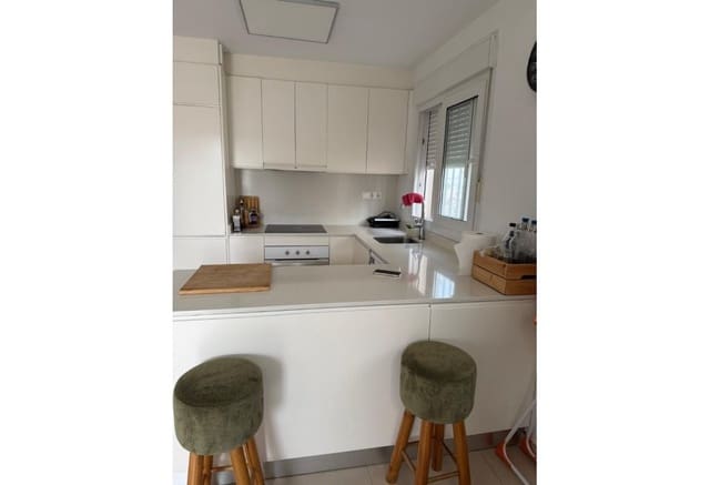 4 bedroom Villa for sale in San Fulgencio with pool - € 265,000 (Ref: 9049596)