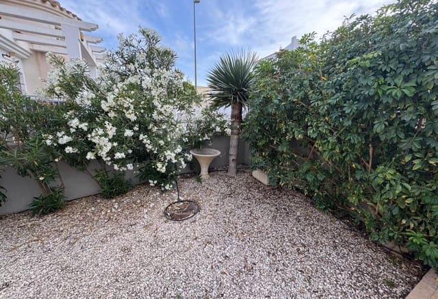 4 bedroom Villa for sale in San Fulgencio with pool - € 265,000 (Ref: 9049596)