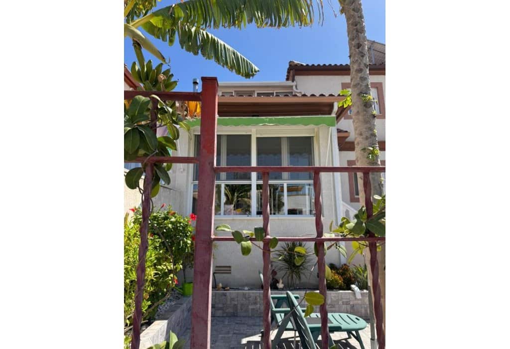 4 soveværelse Byhus til salg i San Fulgencio med swimmingpool - € 199.000 (Ref: 9049598)