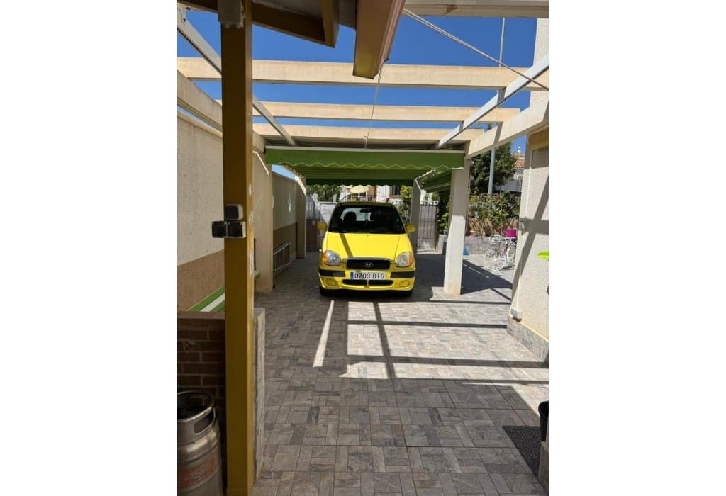 4 soveværelse Byhus til salg i San Fulgencio med swimmingpool - € 199.000 (Ref: 9049598)