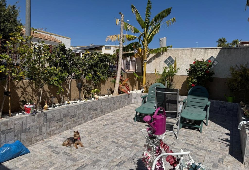 4 soveværelse Byhus til salg i San Fulgencio med swimmingpool - € 199.000 (Ref: 9049598)