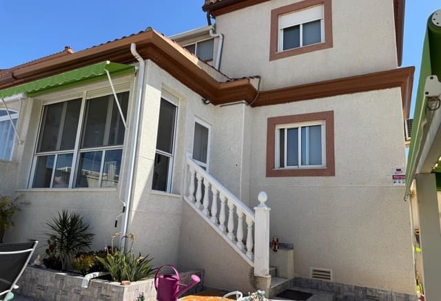 4 soveværelse Byhus til salg i San Fulgencio med swimmingpool - € 199.000 (Ref: 9049598)