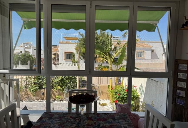 4 soveværelse Byhus til salg i San Fulgencio med swimmingpool - € 199.000 (Ref: 9049598)