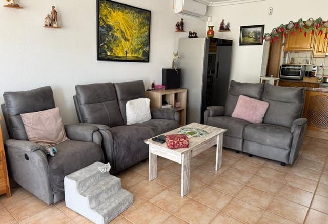 4 soveværelse Byhus til salg i San Fulgencio med swimmingpool - € 199.000 (Ref: 9049598)