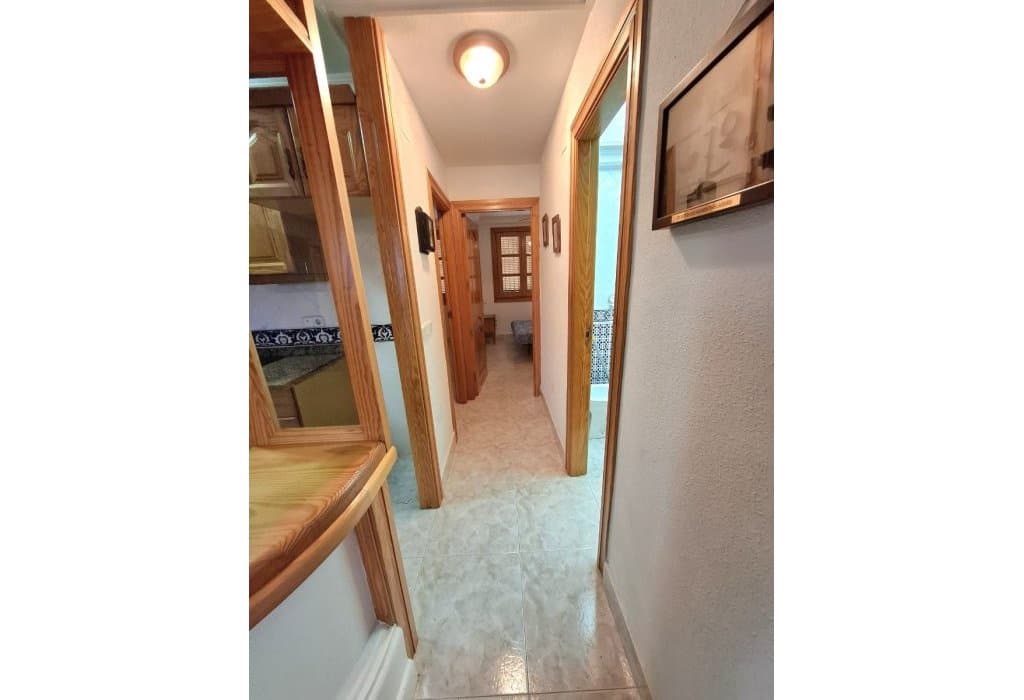 4 bedroom Apartment for sale in Guardamar del Segura with garage - € 220,000 (Ref: 9050035)