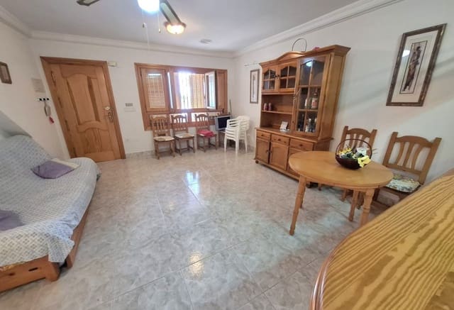 4 bedroom Apartment for sale in Guardamar Playa, Guardamar del Segura with garage - € 220,000 (Ref: 9050035)