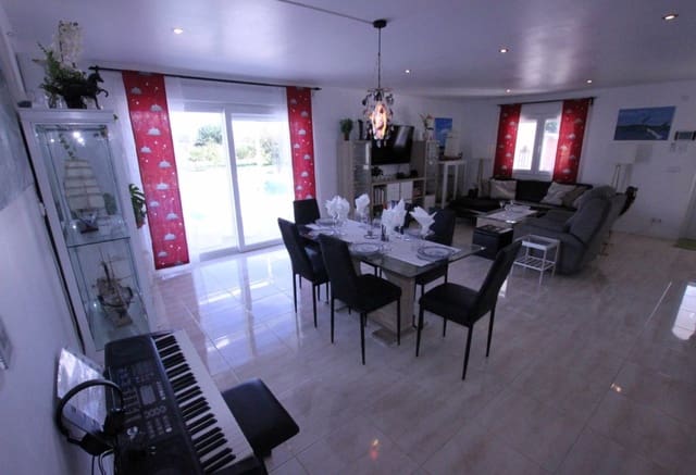 5 makuuhuone Maalaistalo myytävänä paikassa Crevillente / Crevillent mukana uima-altaan - 479 000 € (Ref: 9084716)