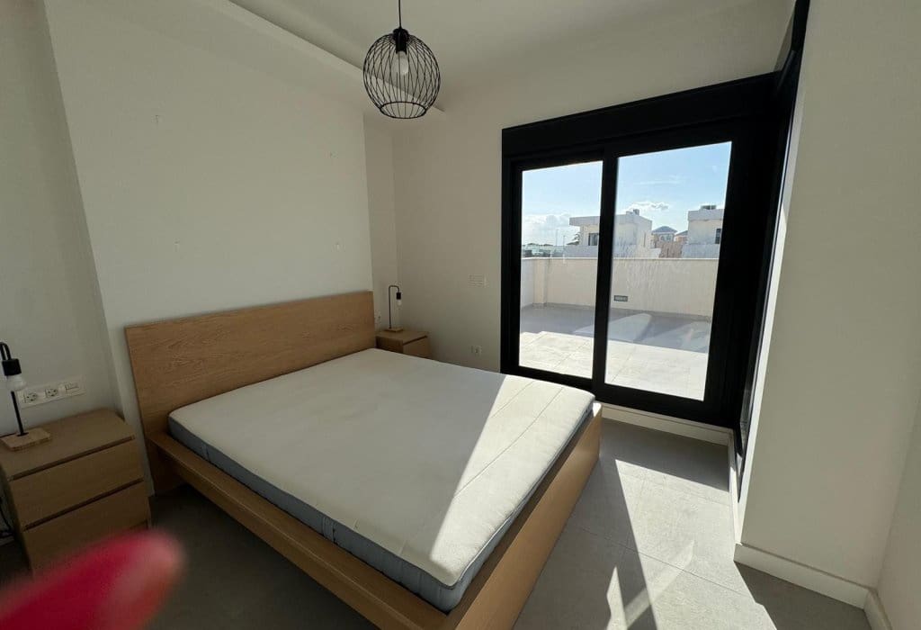 3 bedroom Villa for sale in San Fulgencio with pool - € 430,000 (Ref: 9254067)